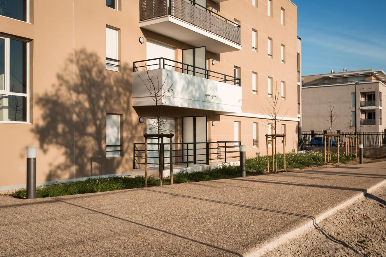 Zenao Appart'Hotels Villeneuve-Les-Avignon Exterior photo